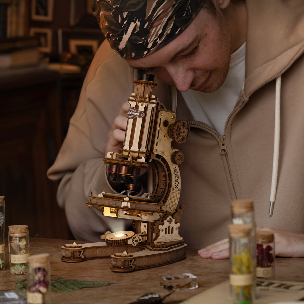 Rokr Microscope – DIY Mechanical Model Kit