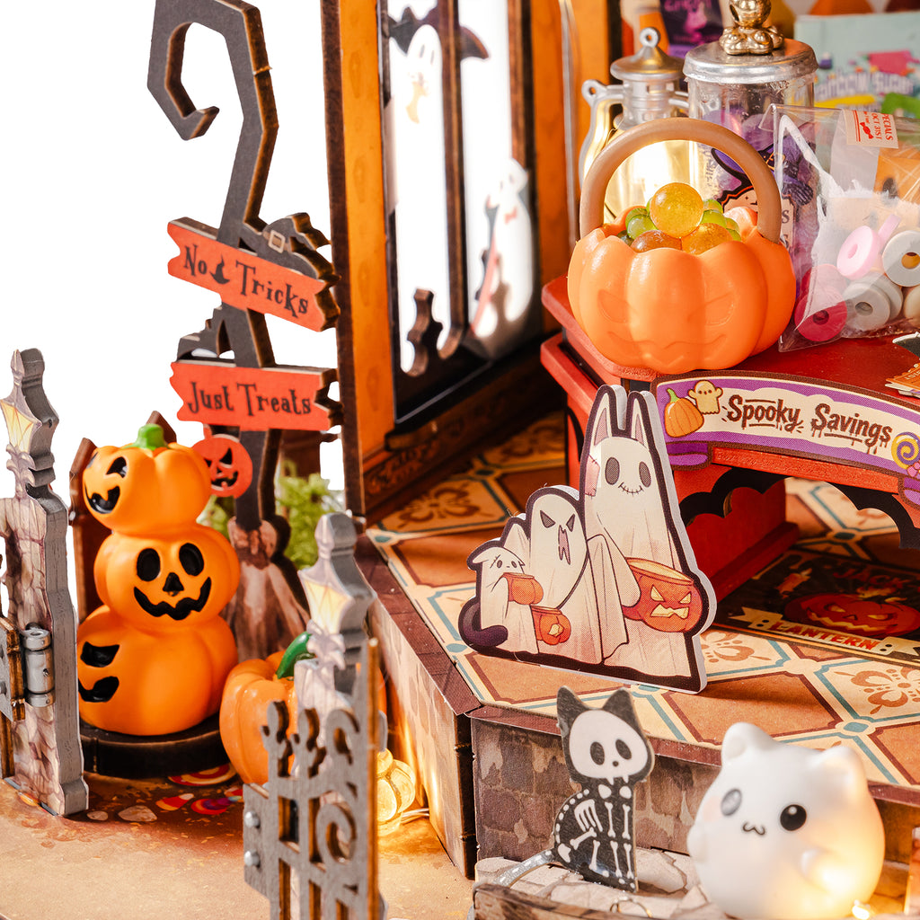 Rolife Haunted Candy House – DIY Miniature House Kit