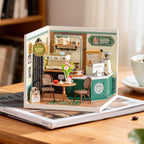 Rolife Perfect Romance Cafe – DIY Miniature House Kit