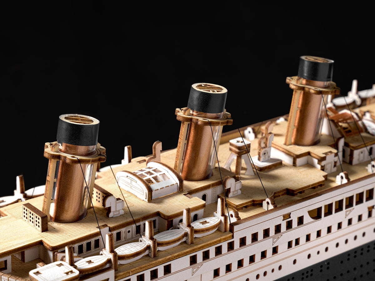 Rolife 1912 Eternal Atlantic Voyager – 3D Wooden Puzzle Kit
