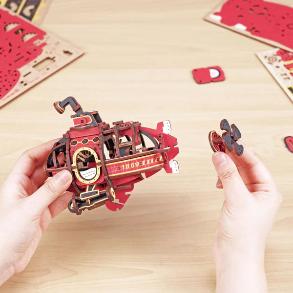 Deep-sea Adventurer – 3D Wooden Puzzle Kit