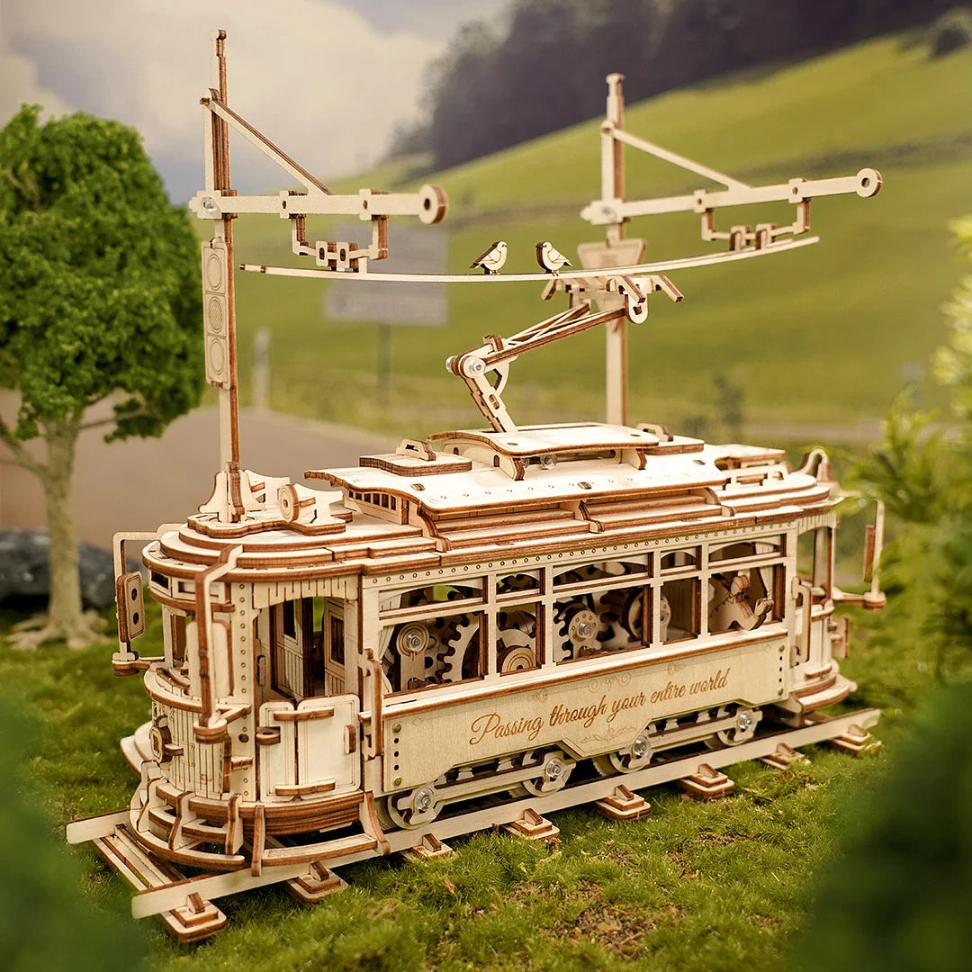 Classic City Tram – Wooden Model Kit