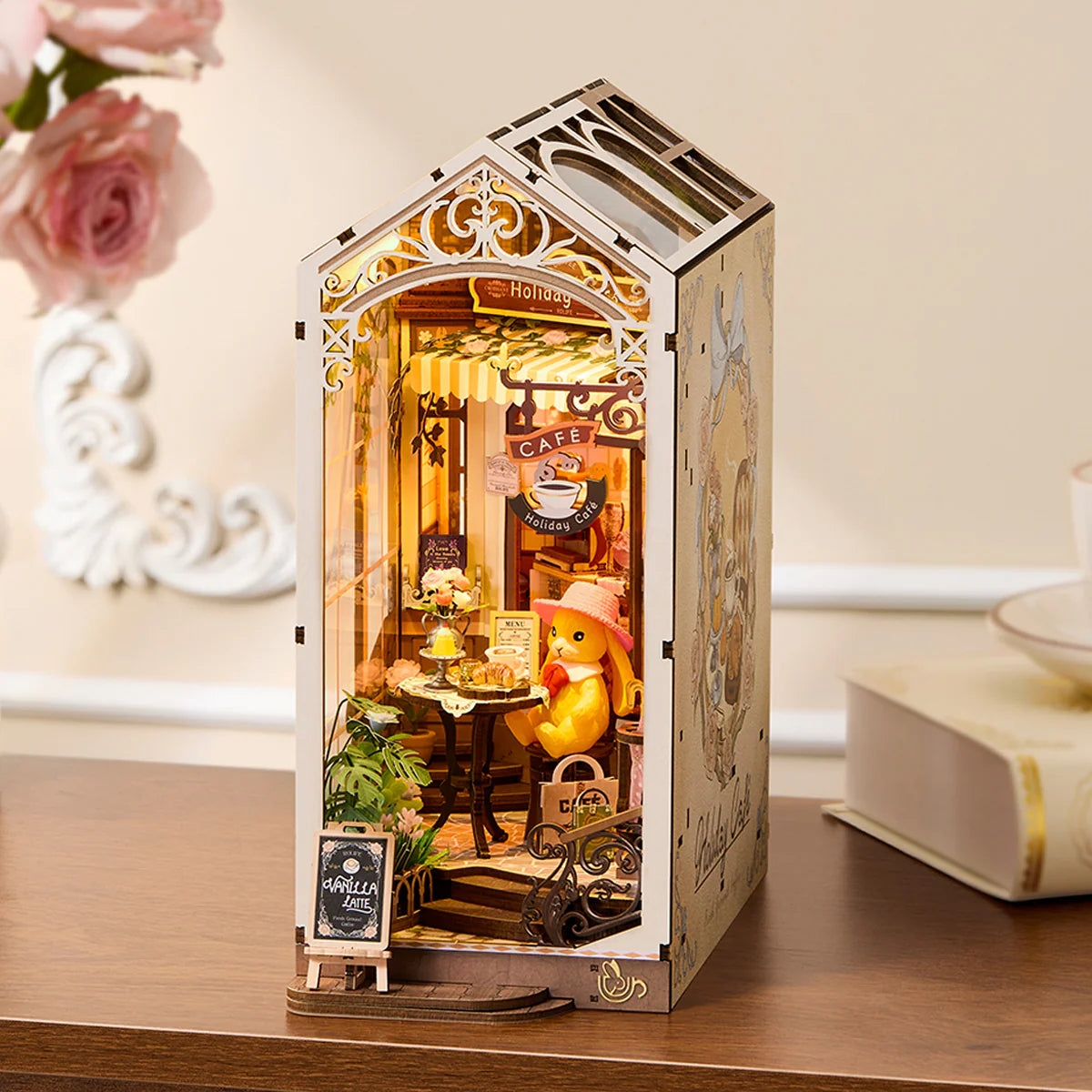 Holiday Café Book Nook – DIY Miniature Kit