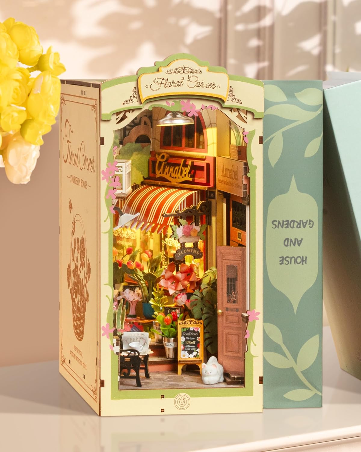 Floral Corner Book Nook – DIY Model Kit
