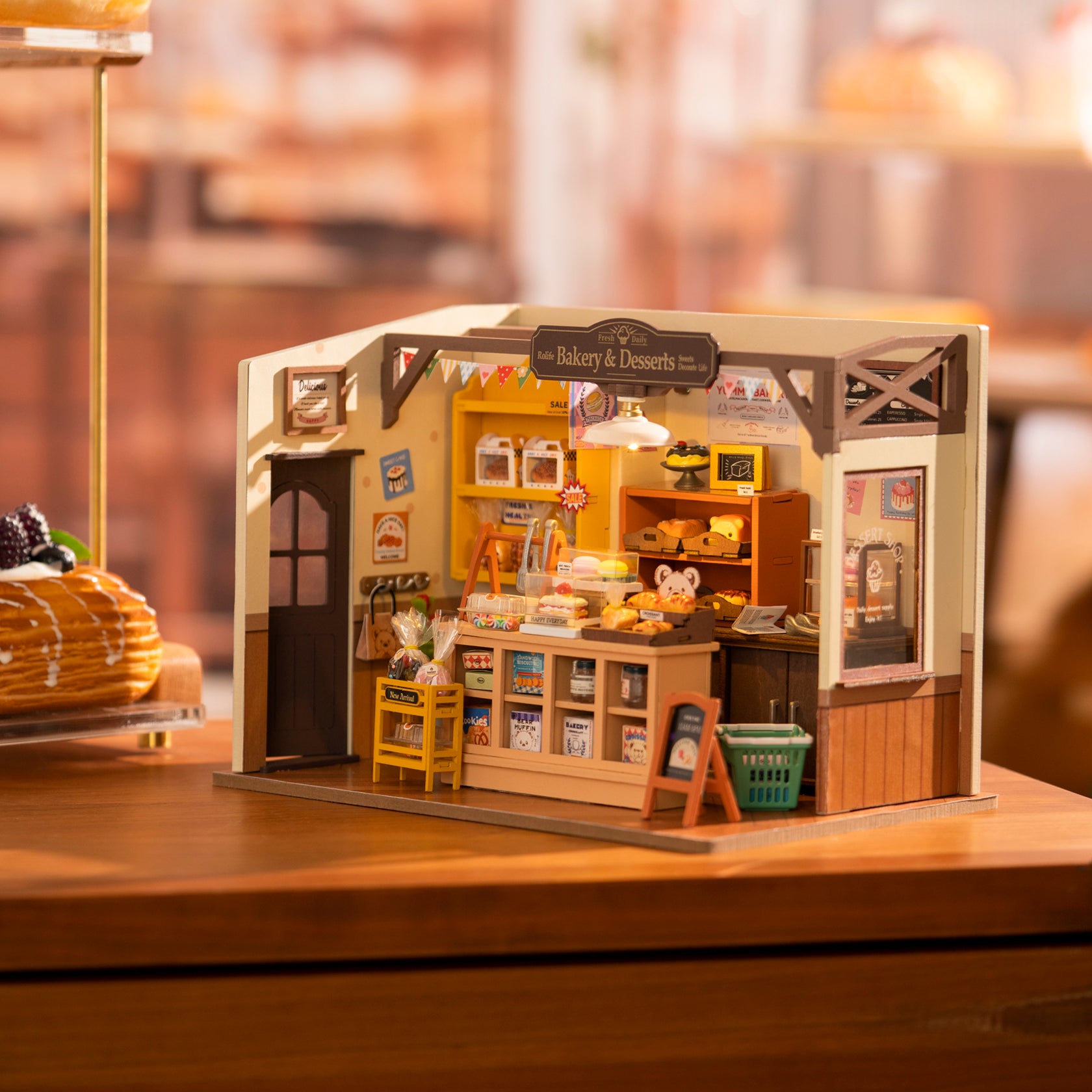 Miniature Baking House – DIY Model Kit