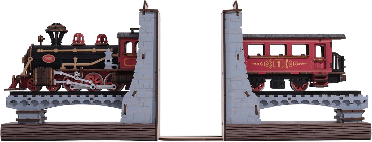 Century Train Book Nook – DIY Model Kit