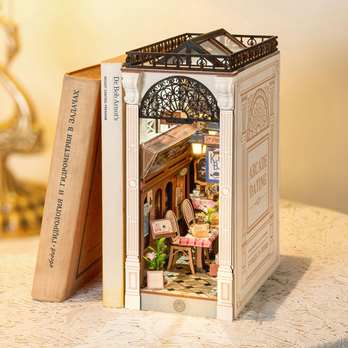 Arcade Dating Book Nook – DIY Model Kit