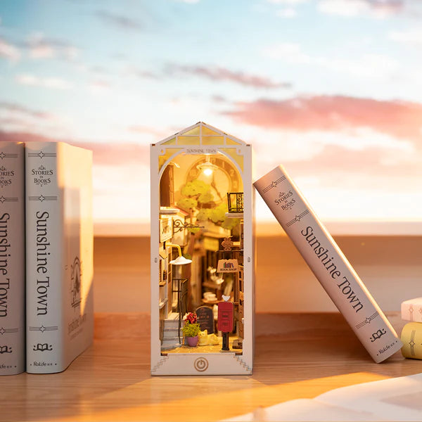 Sunshine Town – DIY Book Nook Kit