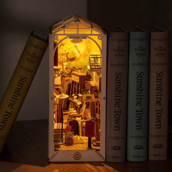 Sunshine Town – DIY Book Nook Kit