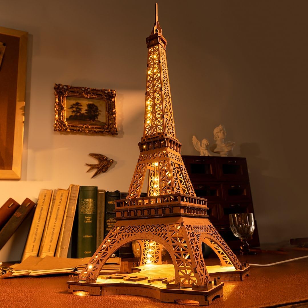 Eiffel Tower Night – Wooden Model Kit