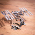 Metal Time Astronauts Lodge Space Station – DIY Metal Model Kit