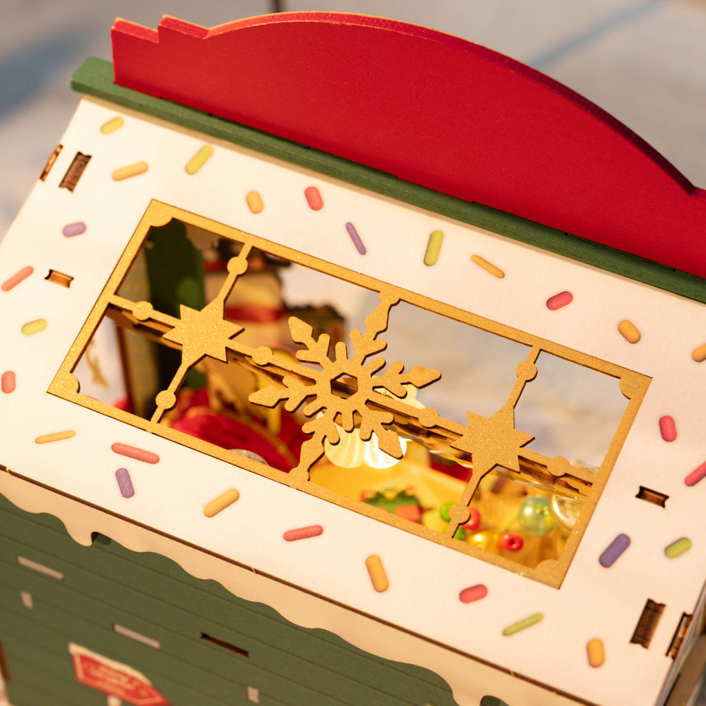 Christmas Candy Stand – DIY Miniature House Kit