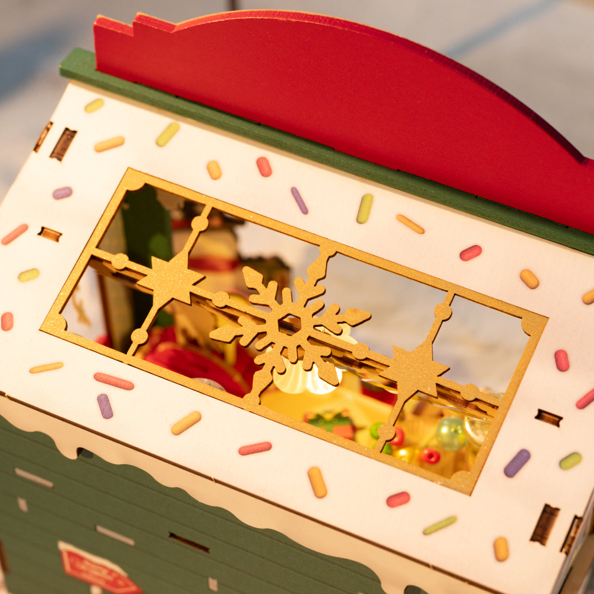 Christmas Candy Stand – DIY Miniature House Kit