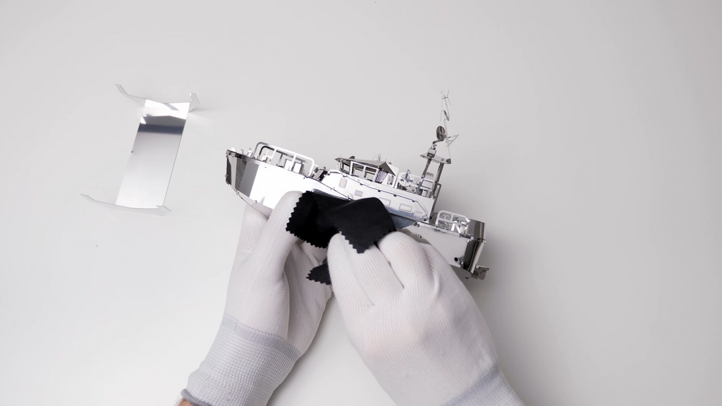 Metal Time Guardian of the Coasts – DIY Metal Model Kit