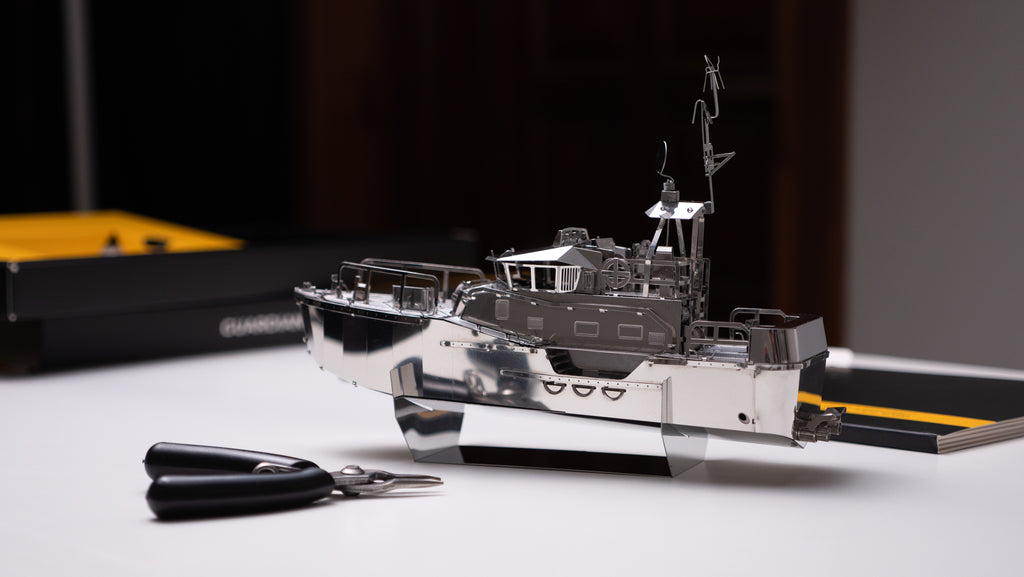 Metal Time Guardian of the Coasts – DIY Metal Model Kit