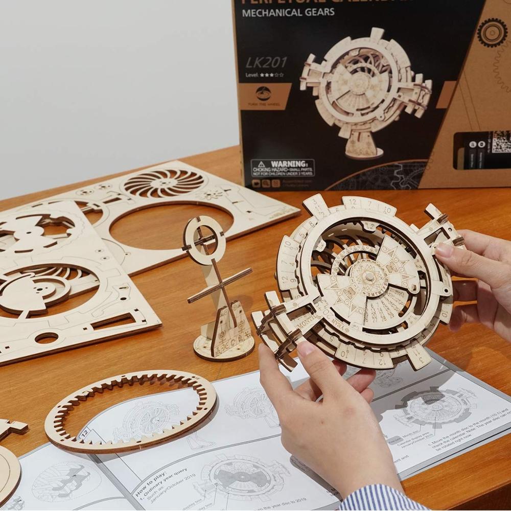 Perpetual Calendar – 3D Wooden Puzzle Kit