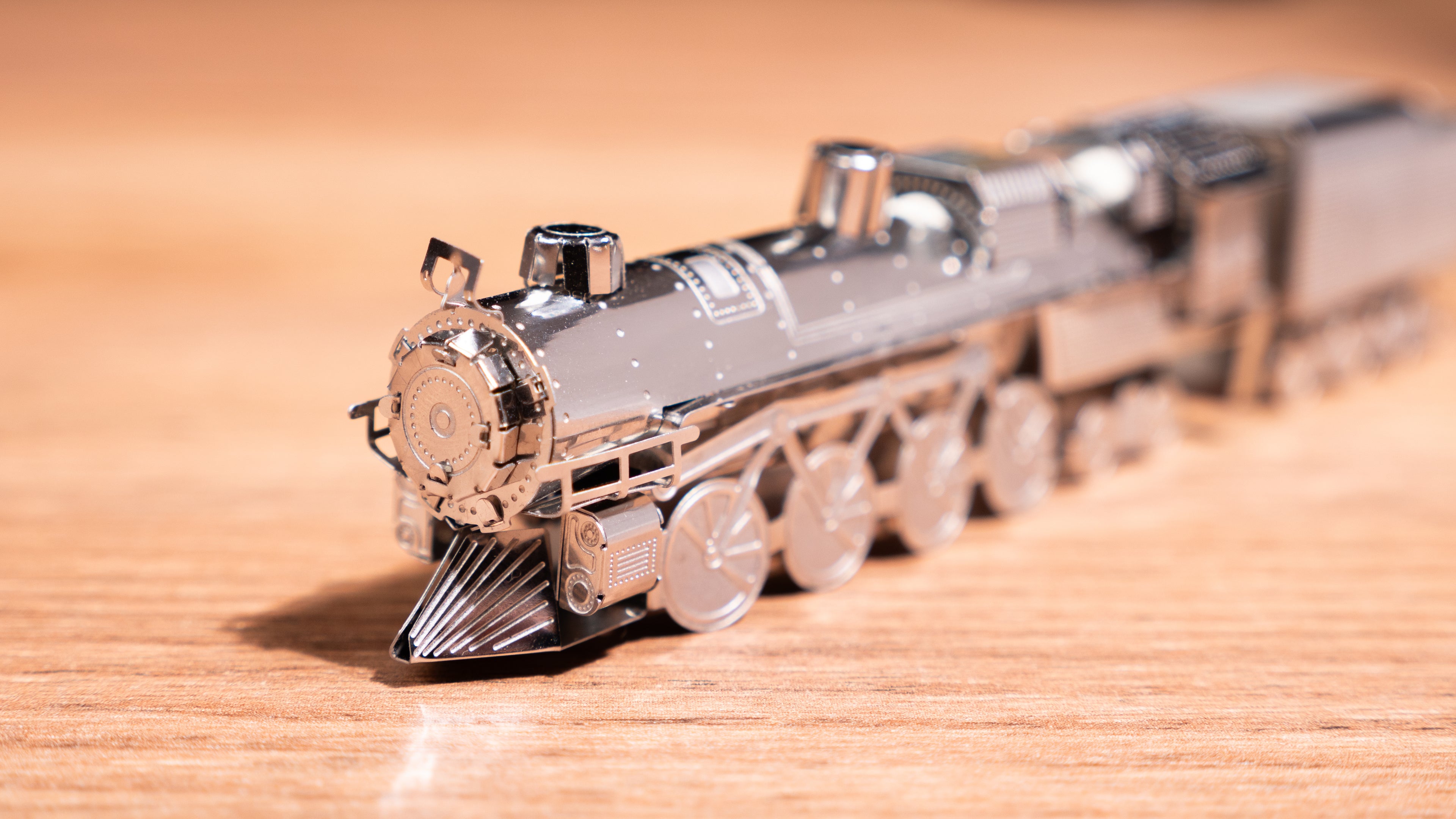 Metal Time Polar Steel SE Magic Express Mini – DIY Metal Model Kit