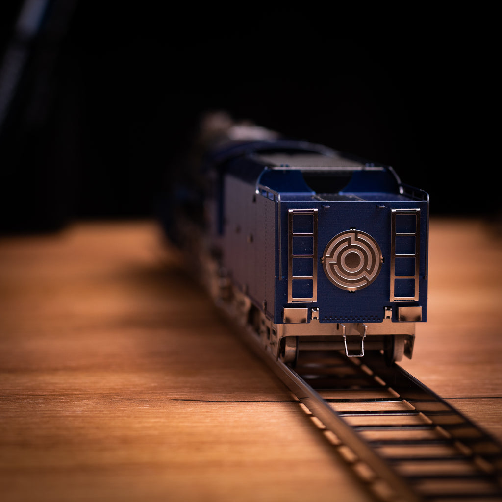 Metal Time Polar Steel Magic Express Color Version – DIY Metal Model Kit