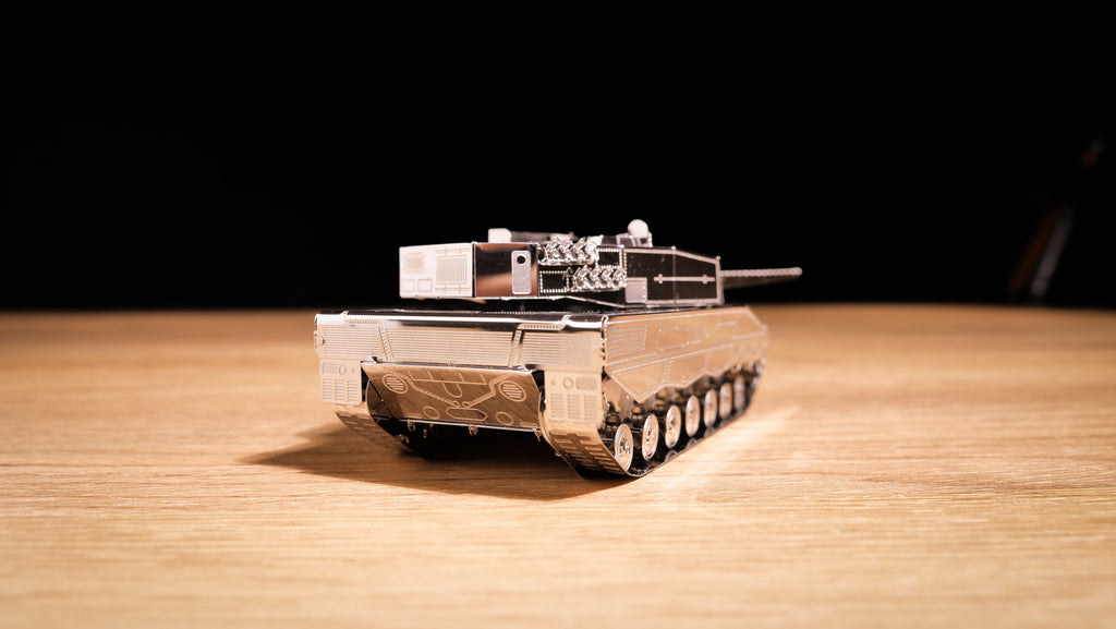 Metal Time Leopard 2 Tank – DIY Metal Model Kit