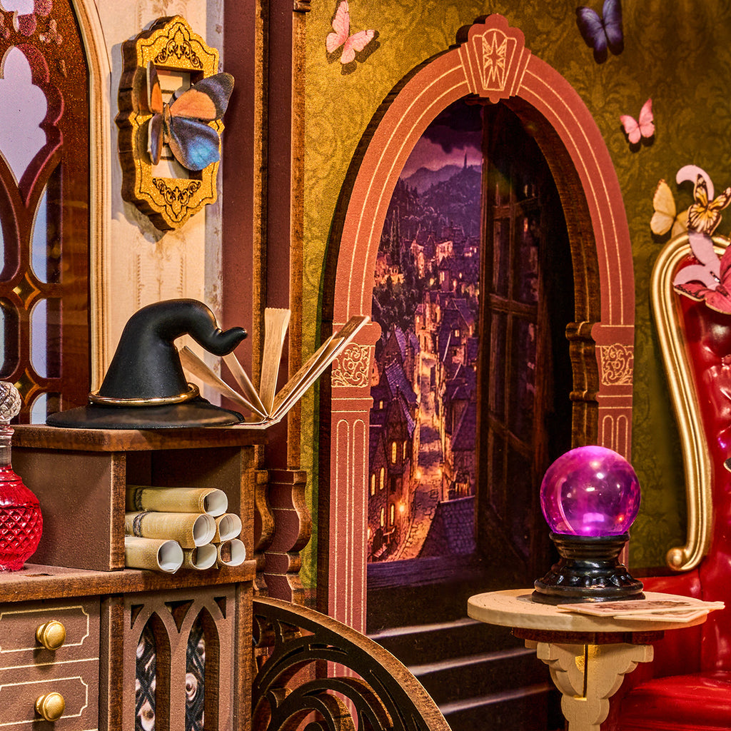 Arcane Magic Corner – Fantasy Book Nook Kit
