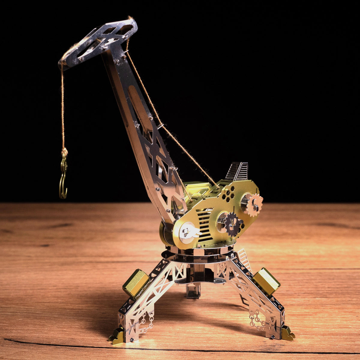 Metal Time Mighty Machine Crane - DIY Metal Model Kit