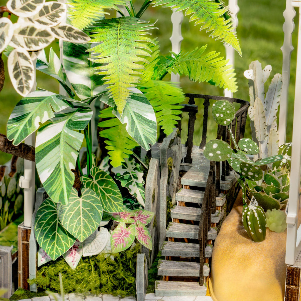 Rolife Oxygen Oasis – DIY Miniature House Kit