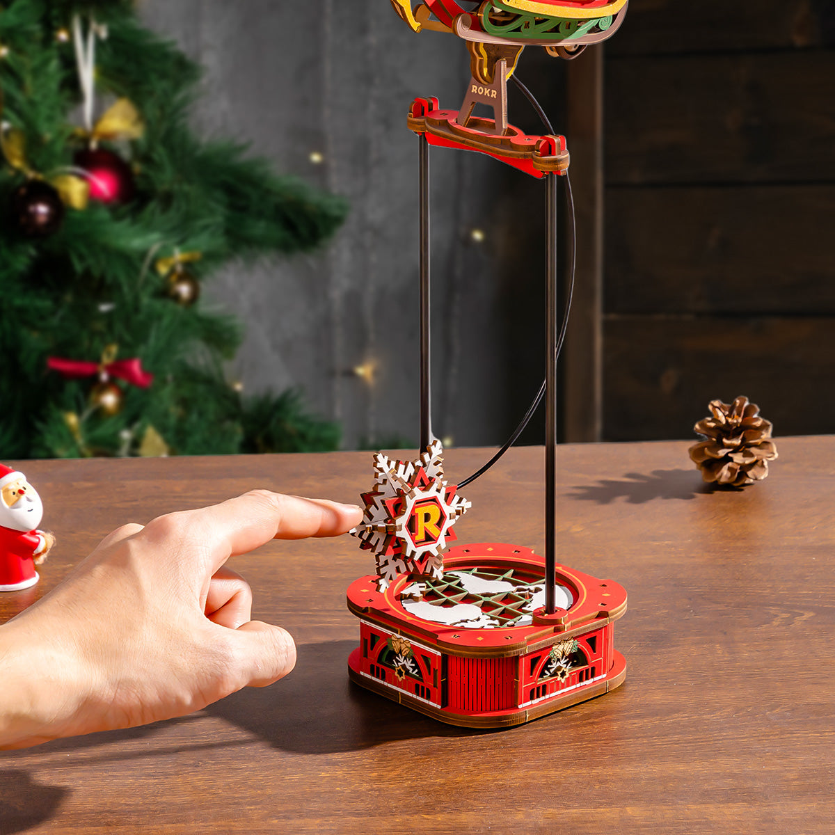 Santa on Sleigh – 3D Wooden Pendulum Balance Toy Kit