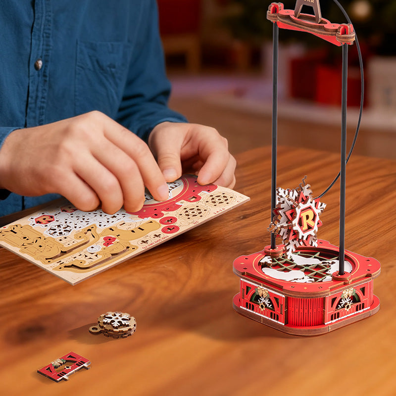 Santa on Sleigh – 3D Wooden Pendulum Balance Toy Kit