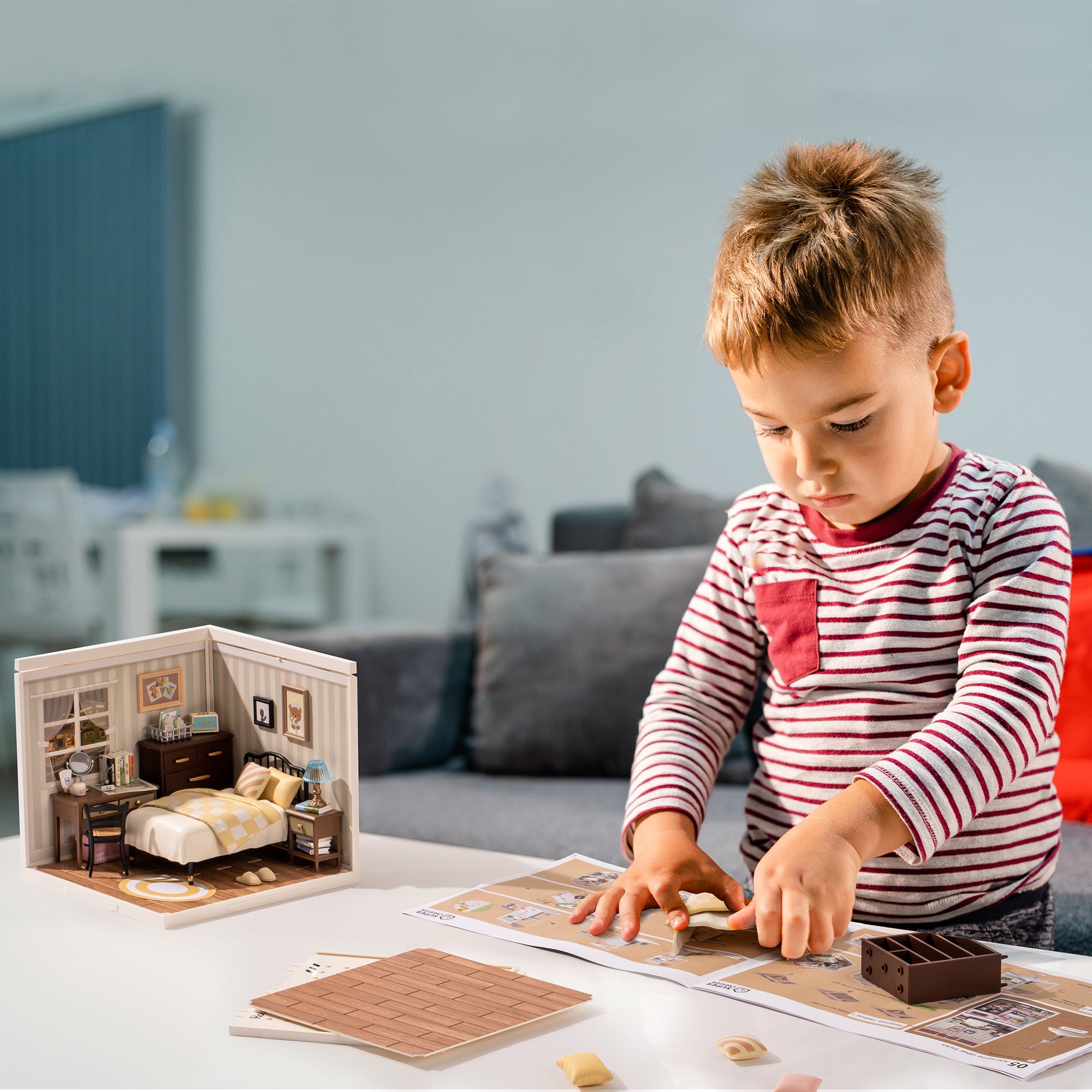 Sweet Dream Bedroom – DIY Miniature House Kit