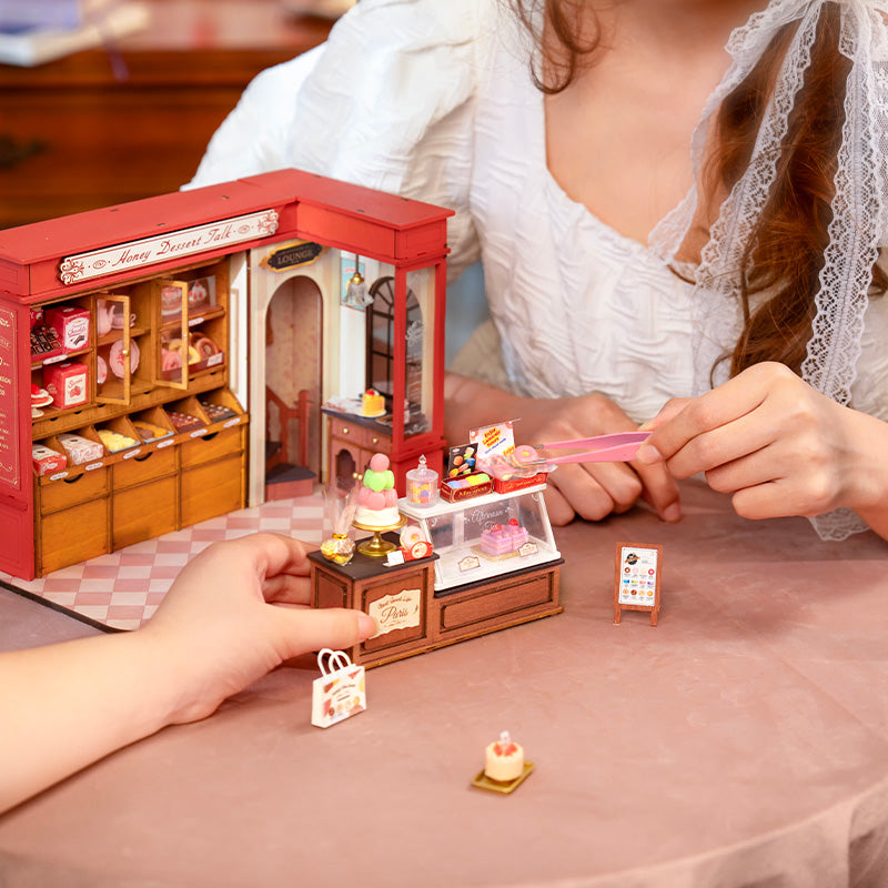 Honey Dessert Talk – DIY Miniature House Kit
