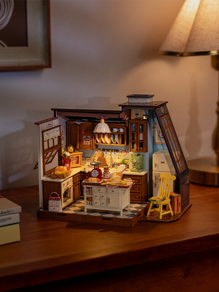 Baking Kitchen – DIY Miniature House Kit