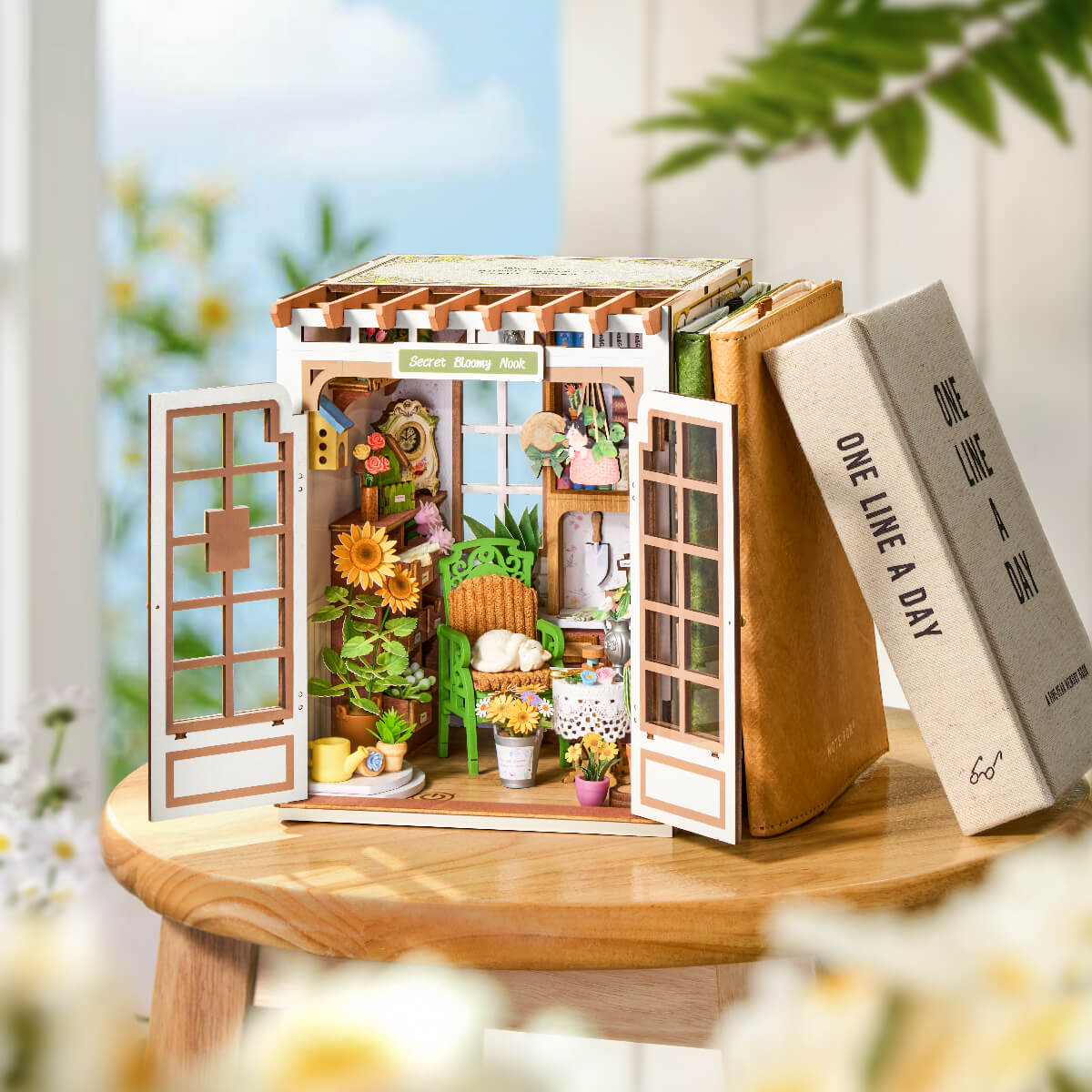 Rolife Secret Bloomy Nook – DIY Book Nook Kit