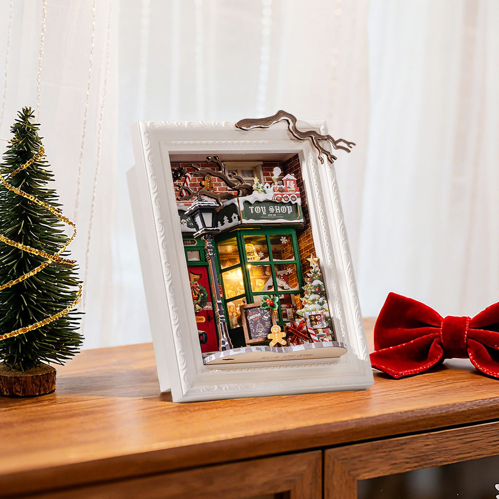 Santa's Toy Shop – 3D Wooden Puzzle Story Frame Kit
