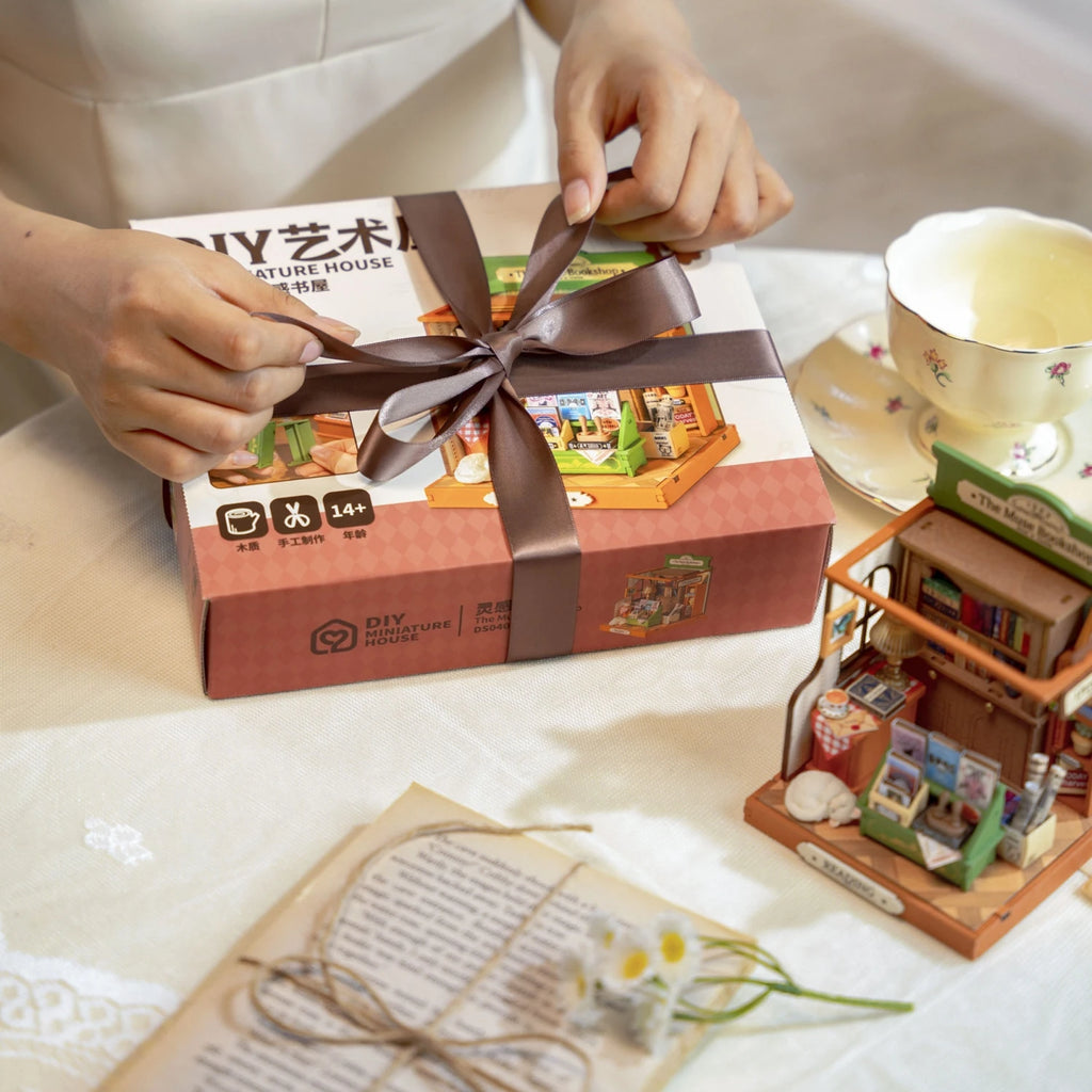 Little & Warm Spaces Collection – DIY Miniature House Kit