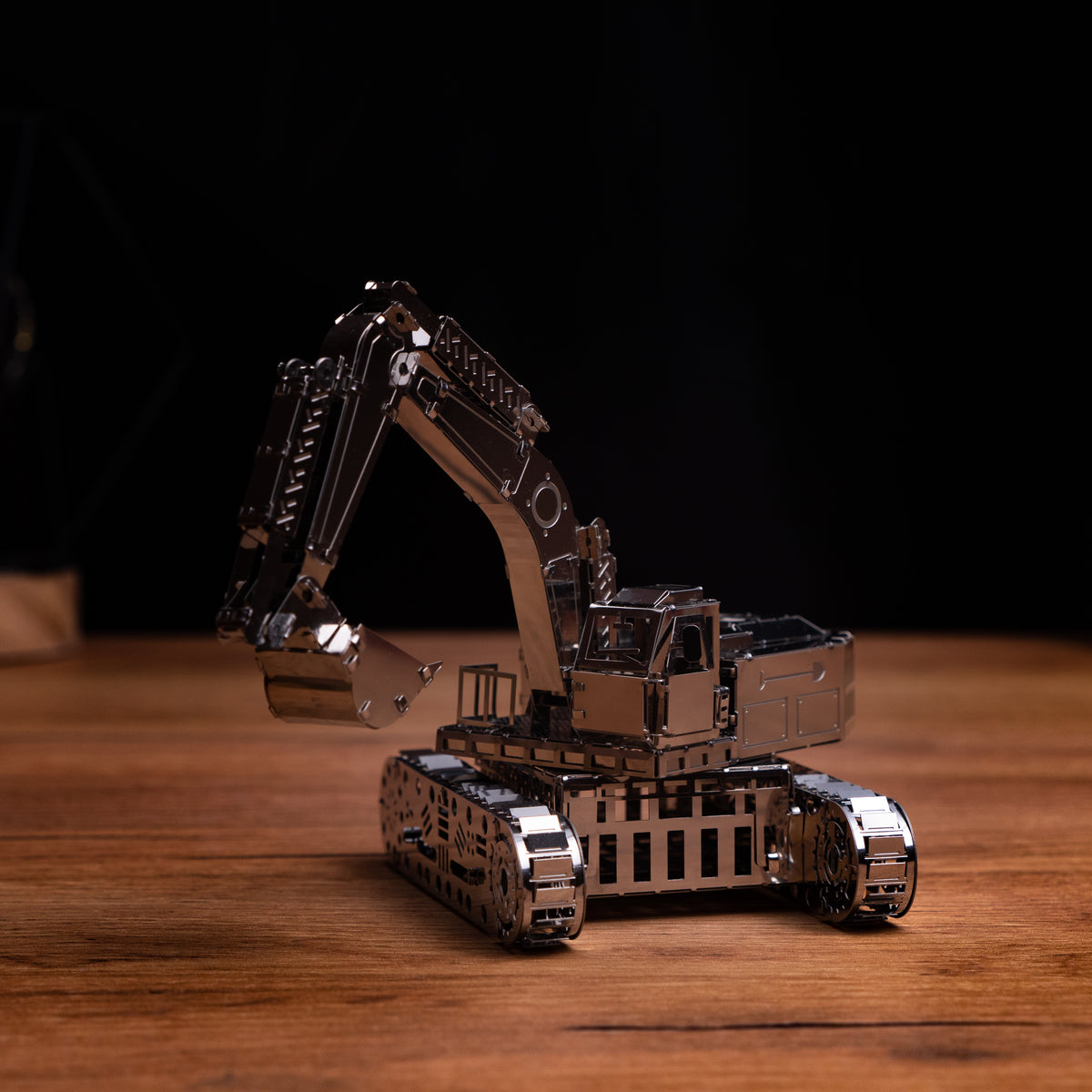 Metal Time Tireless Digger Excavator - DIY Metal Model Kit