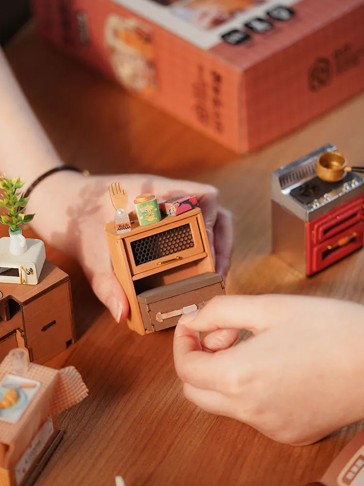 Happy Kitchen – DIY Miniature House Kit