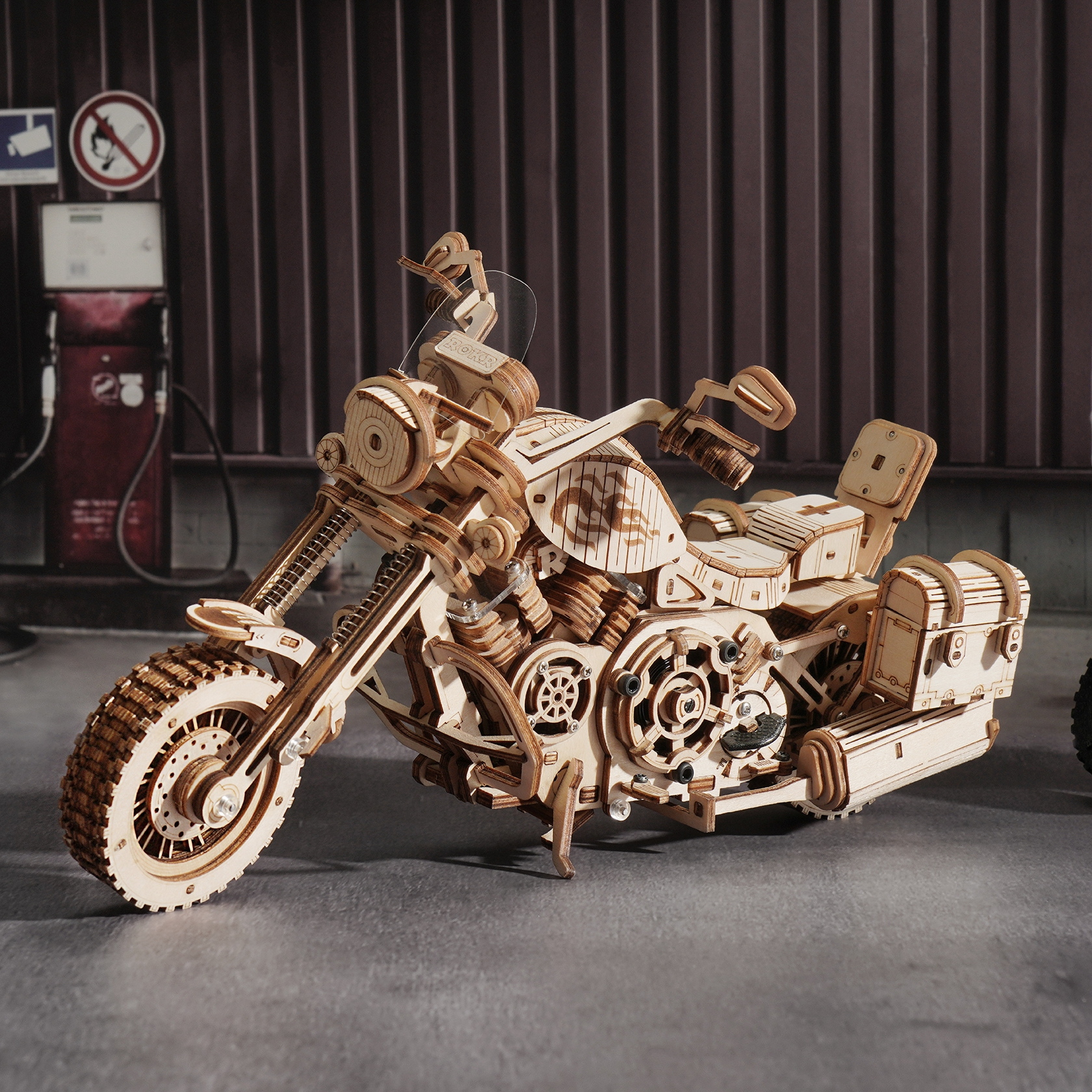 Vintage Cruiser Motorcycle – 3D Wooden Mechanical Model Kit