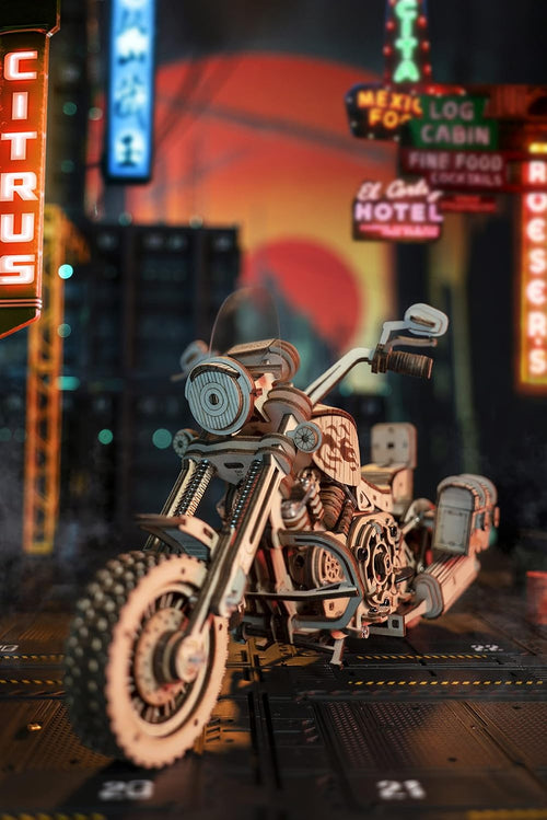 Vintage Cruiser Motorcycle – 3D Wooden Mechanical Model Kit