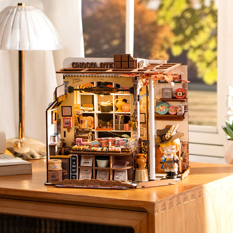 Henry’s Chocolate Shop – DIY Miniature House Kit
