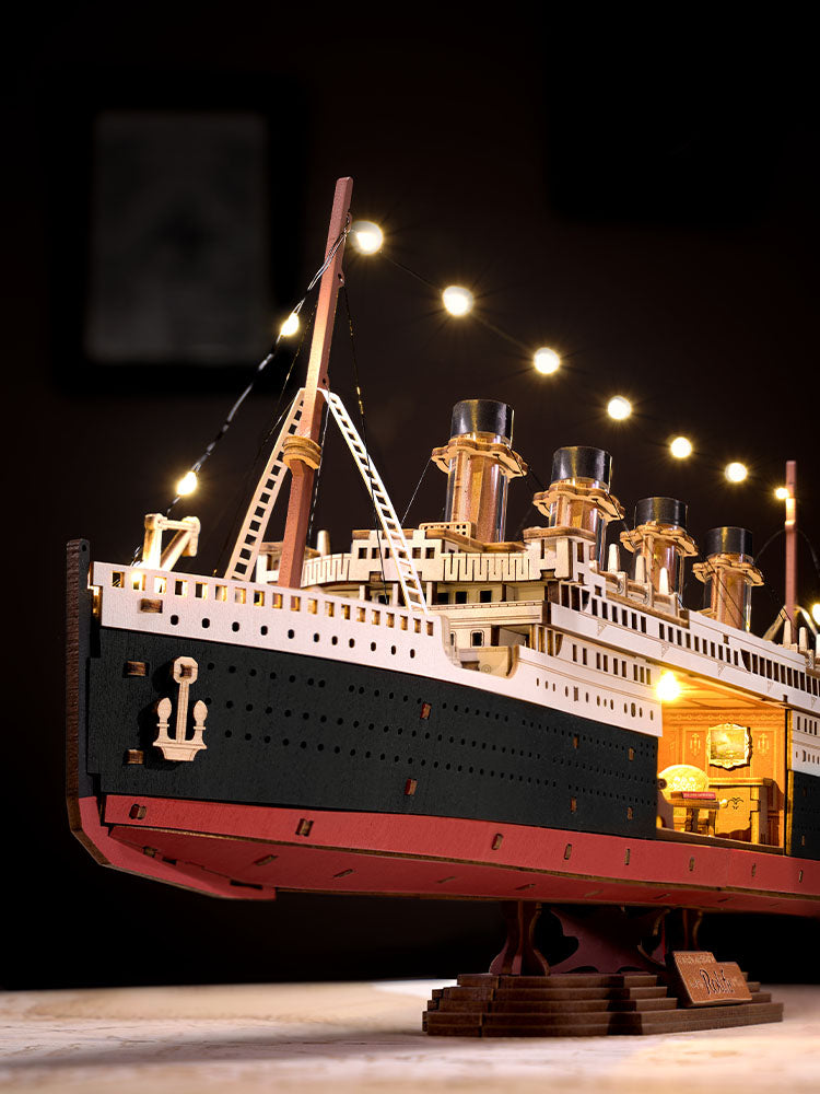 Rolife 1912 Eternal Atlantic Voyager – 3D Wooden Puzzle Kit